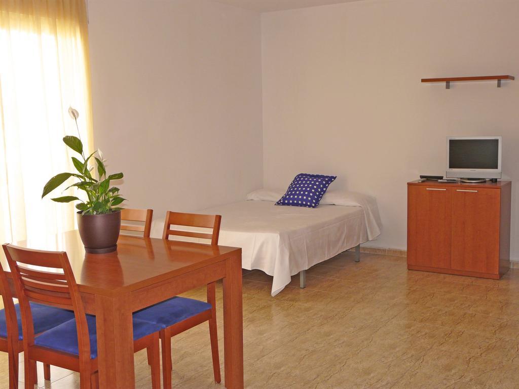 Apart Hotels Mar Blava Cubelles Rum bild
