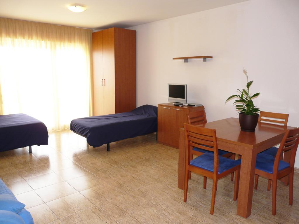 Apart Hotels Mar Blava Cubelles Rum bild